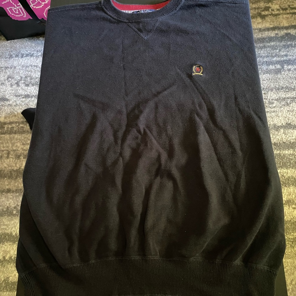 Vintage Tommy Hilfiger Sweater. Size XL.